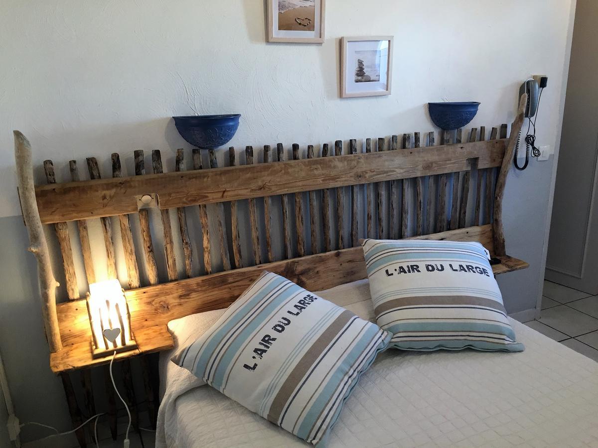 Hotel Le Méditérranée Saintes-Maries-de-la-Mer Esterno foto