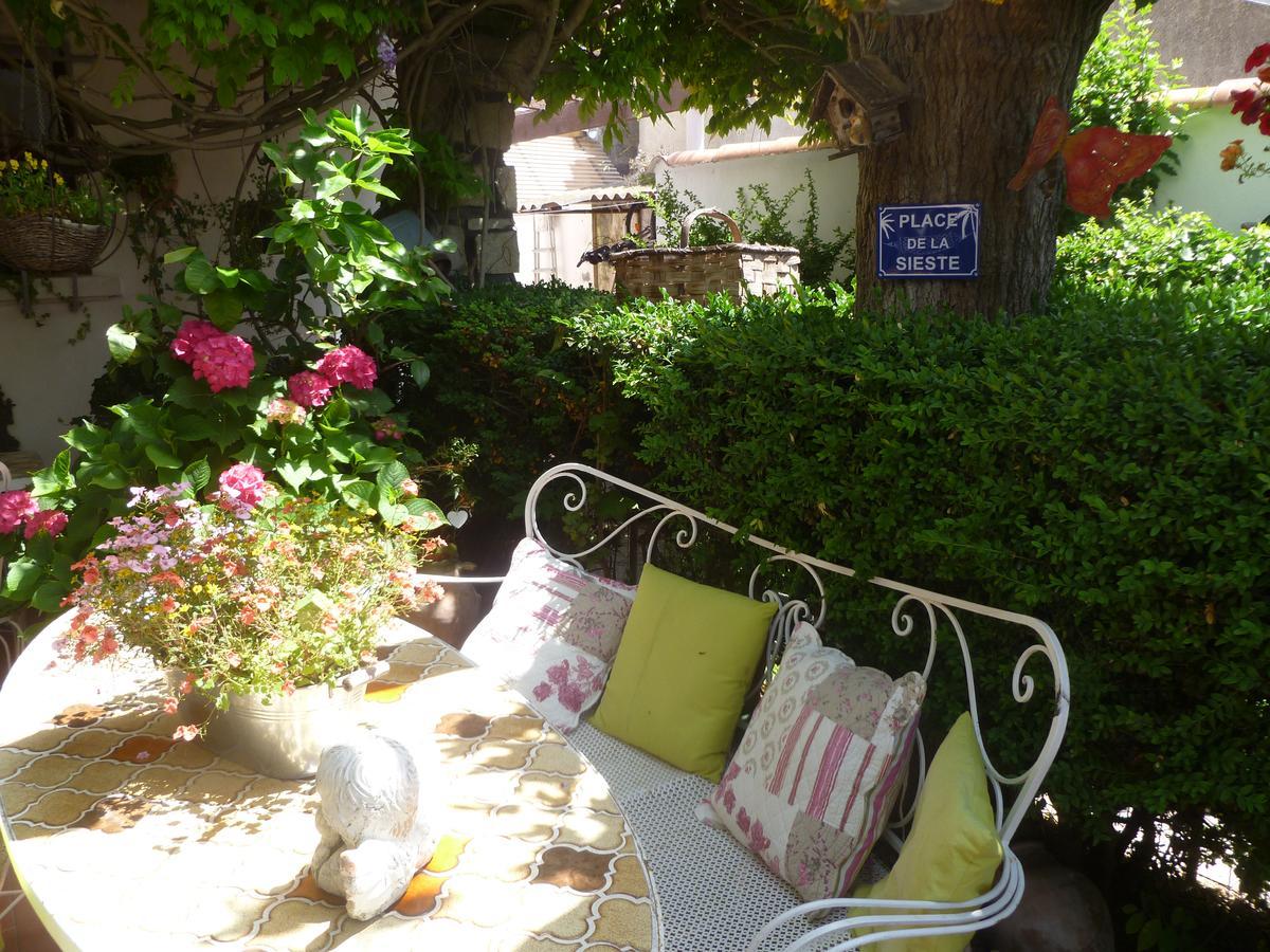 Hotel Le Méditérranée Saintes-Maries-de-la-Mer Esterno foto