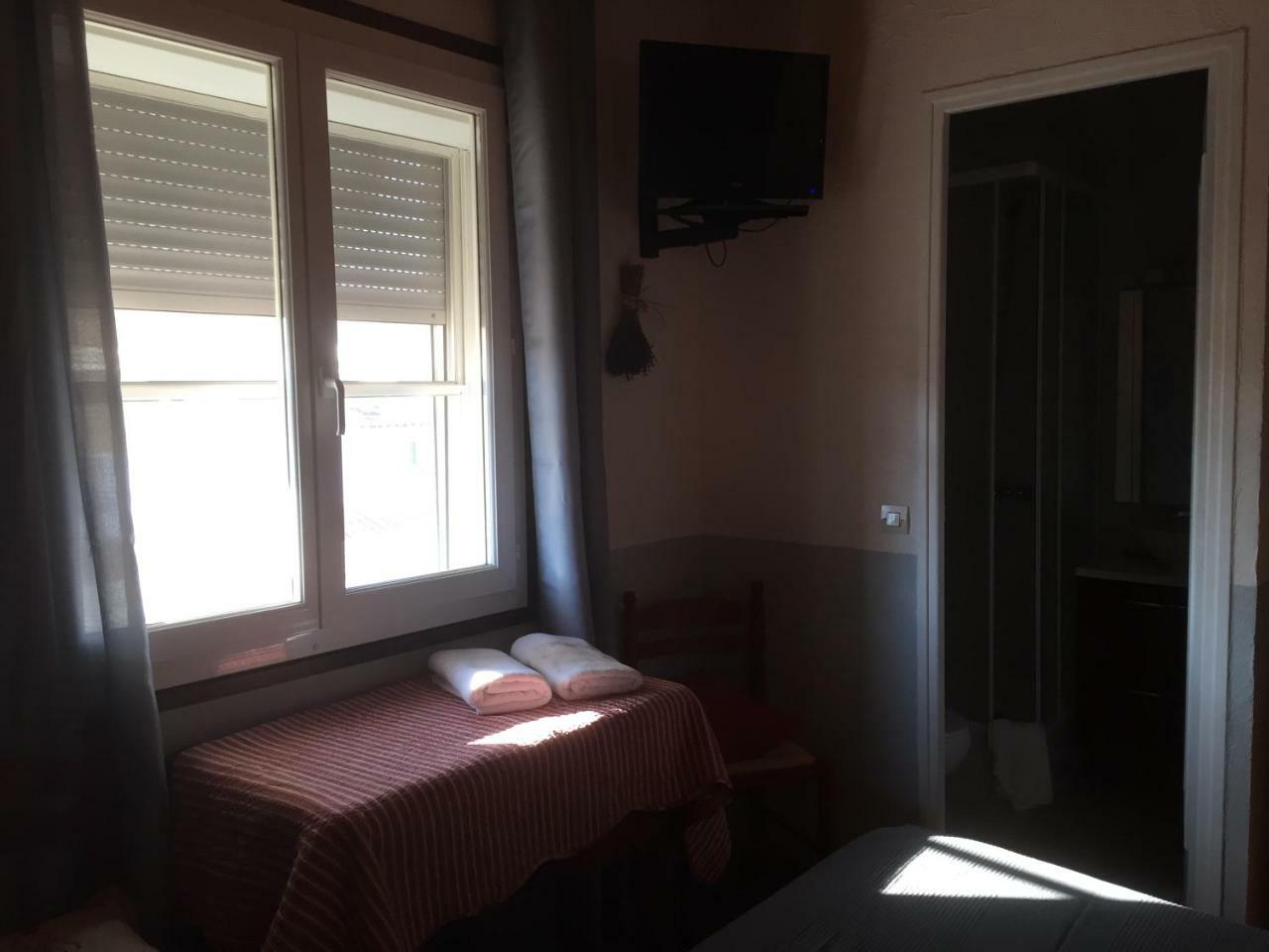 Hotel Le Méditérranée Saintes-Maries-de-la-Mer Esterno foto